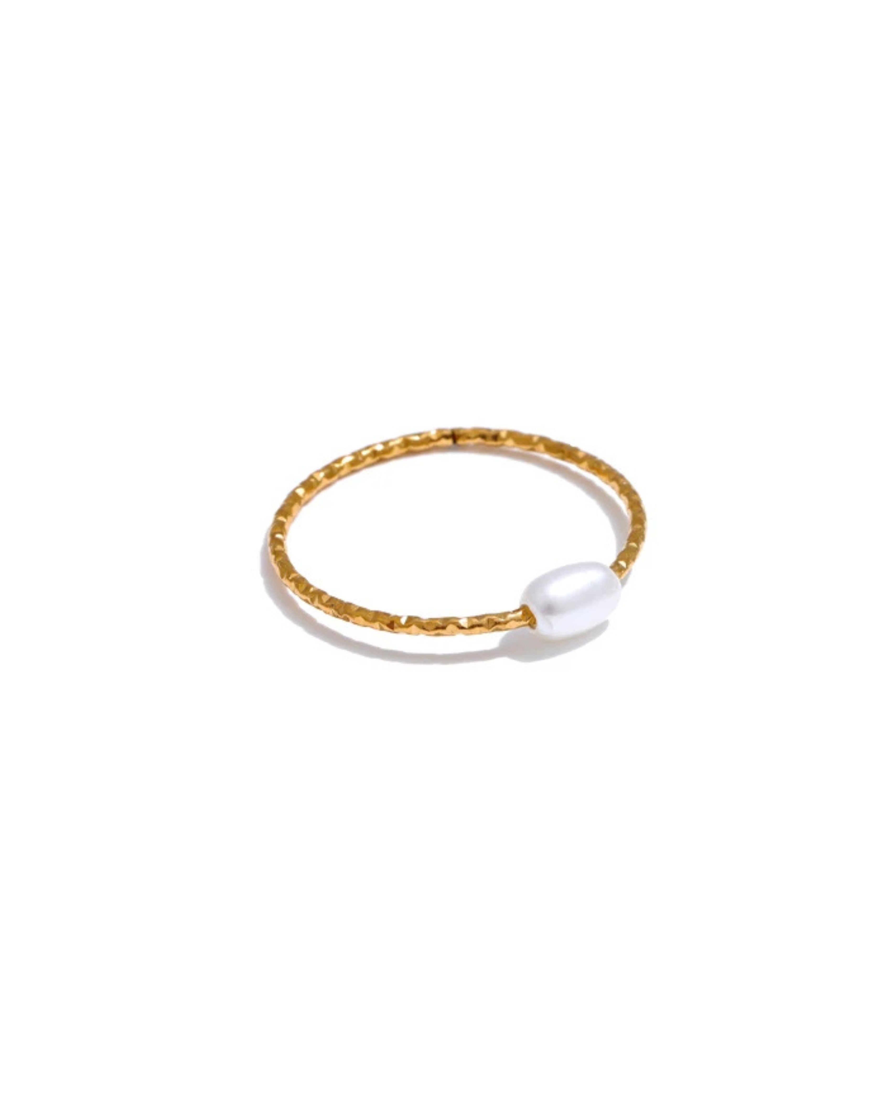PEARL RING