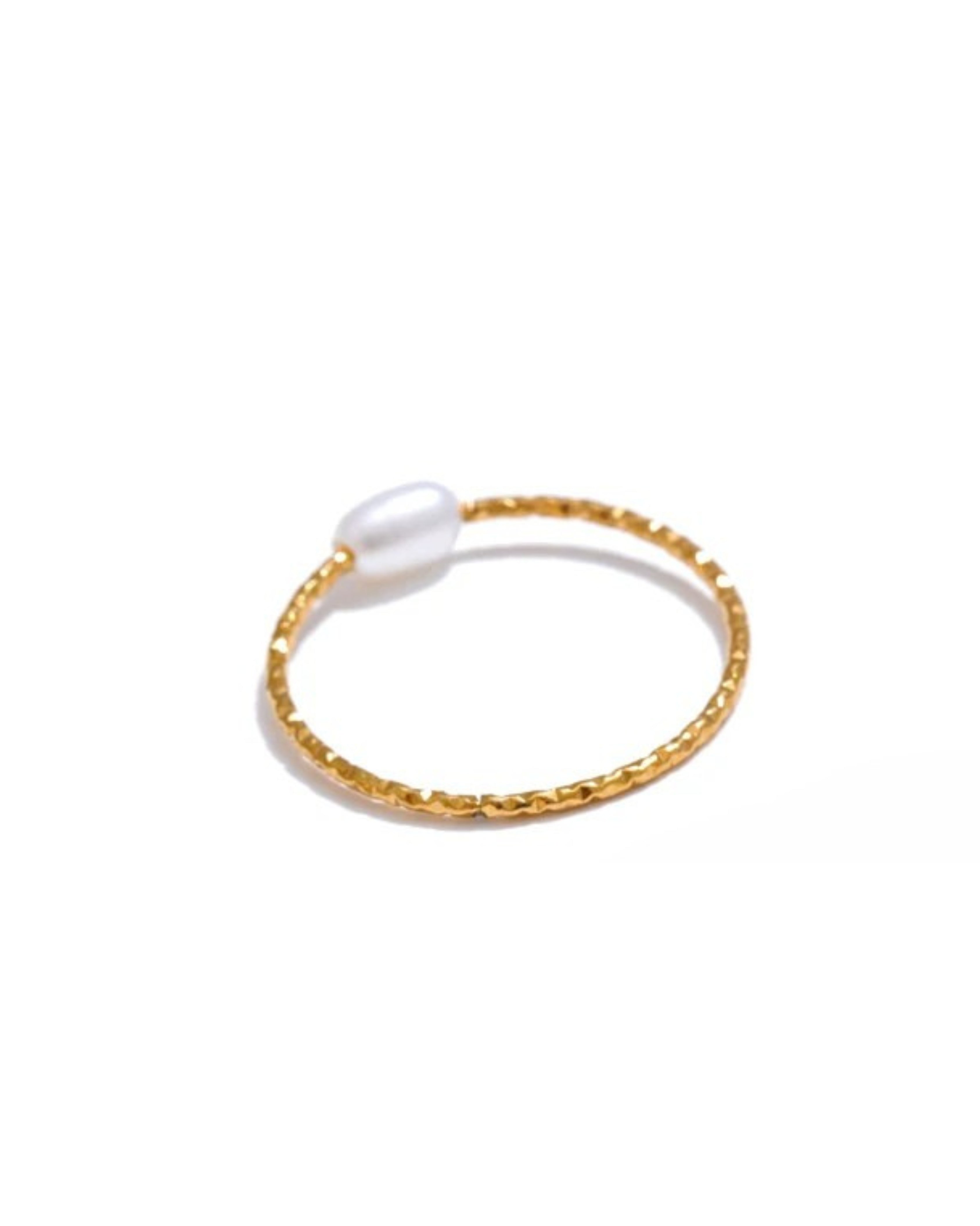 PEARL RING