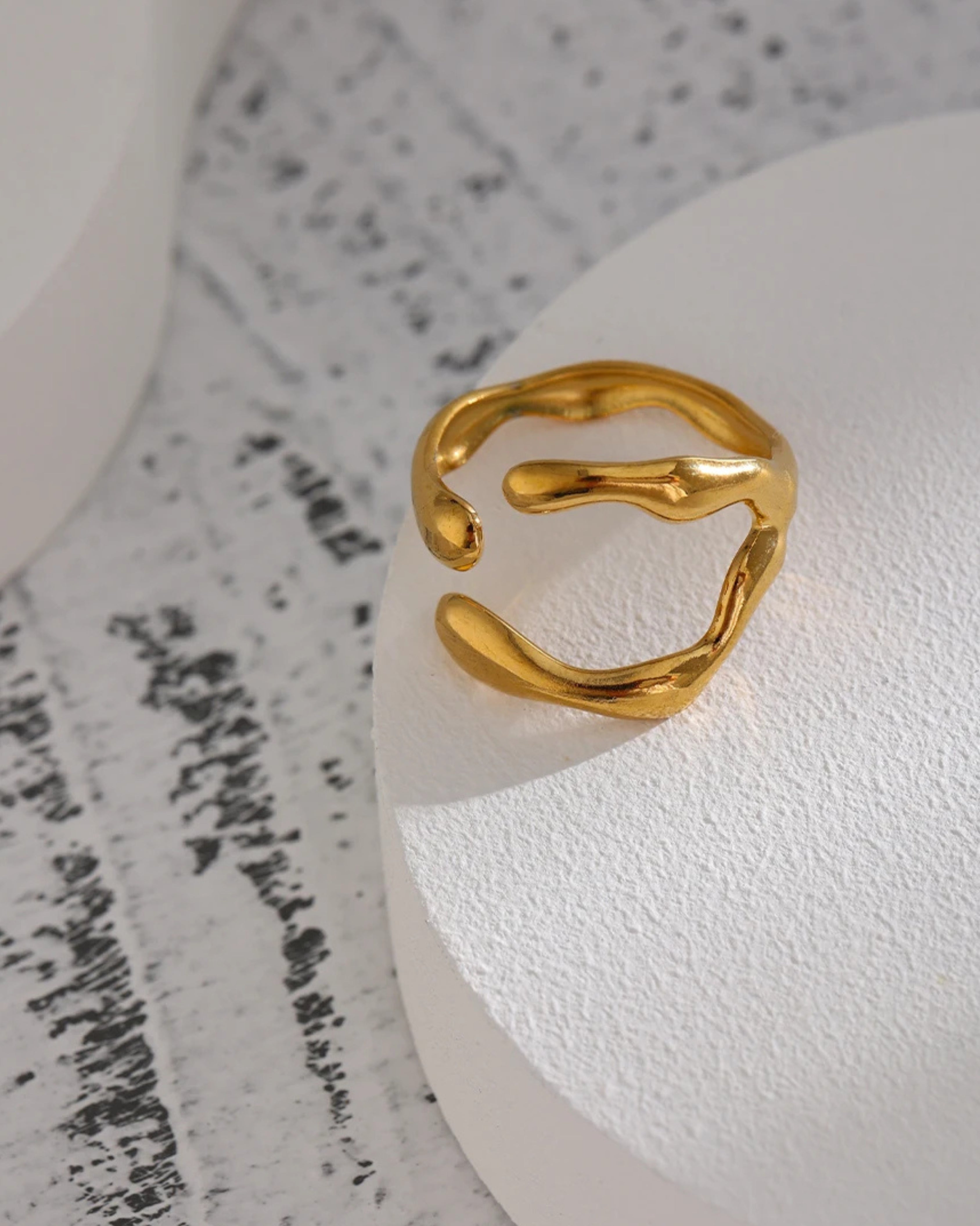 MOLTEN RING (Small)