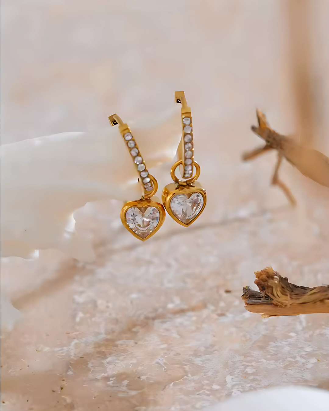LOVER'S DROP